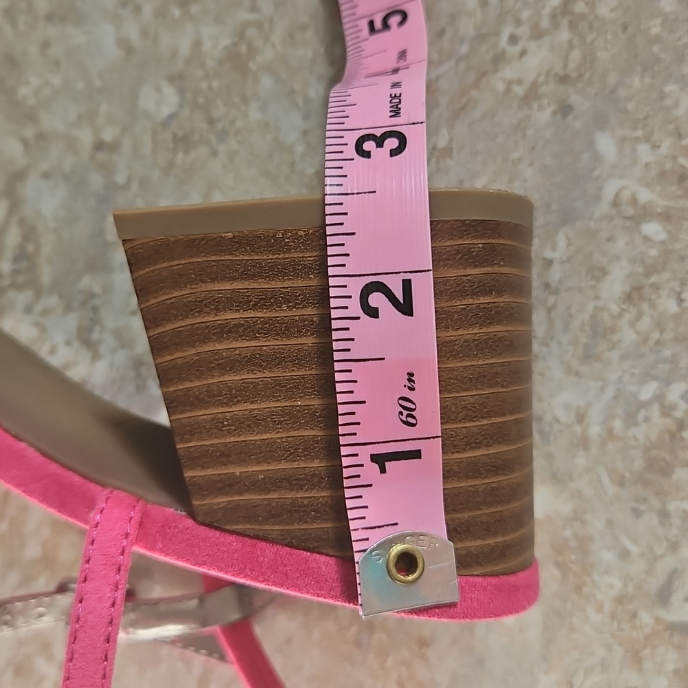 New Pink sandals 👡 - Picture 10 of 10